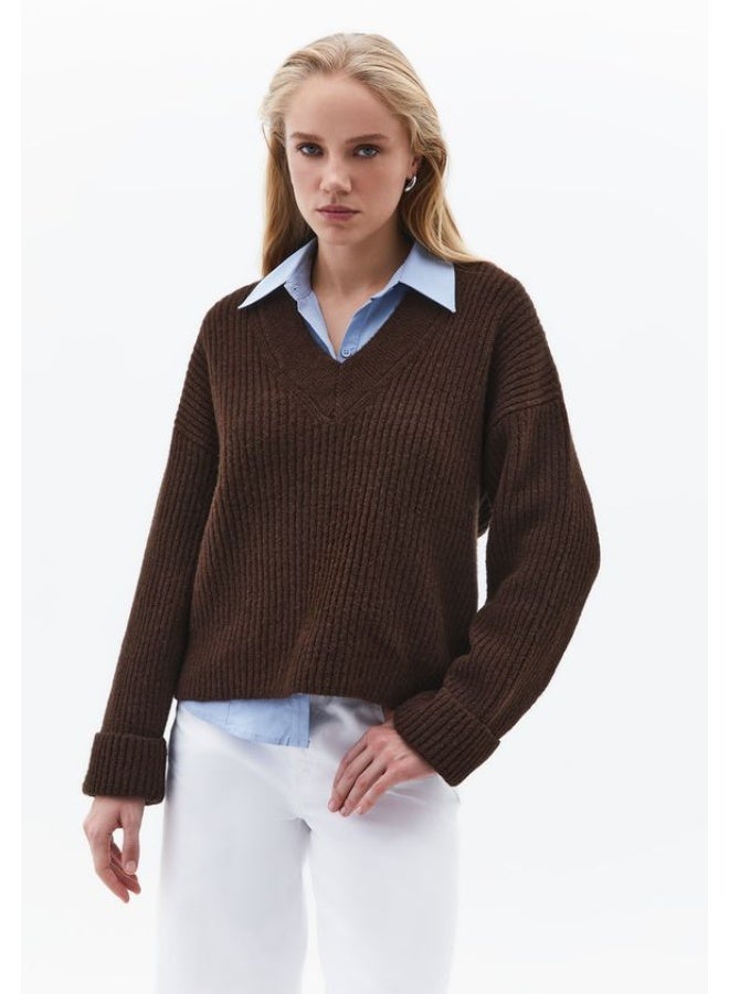 OXXO Wool Blend V-Neck Sweater - Image 4